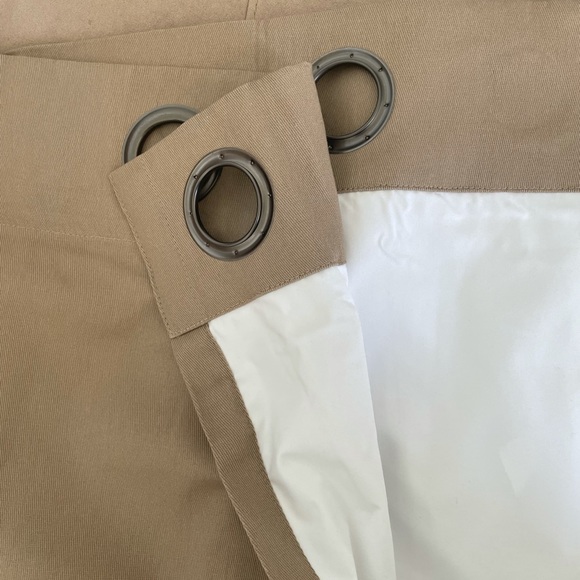 Curtain panel - Picture 3 of 3